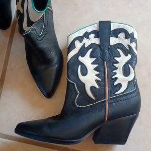 Dolce Vita Landen Leather cowboy boots